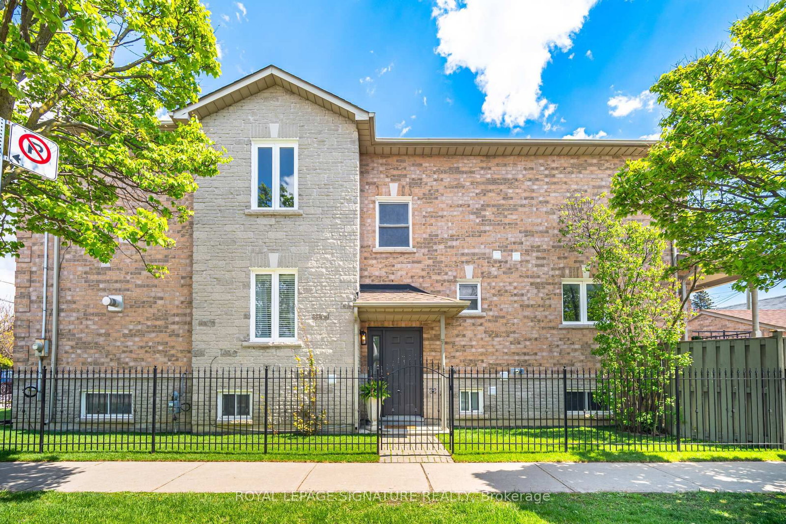 189 Aileen Avenue • Toronto, ON photo 2