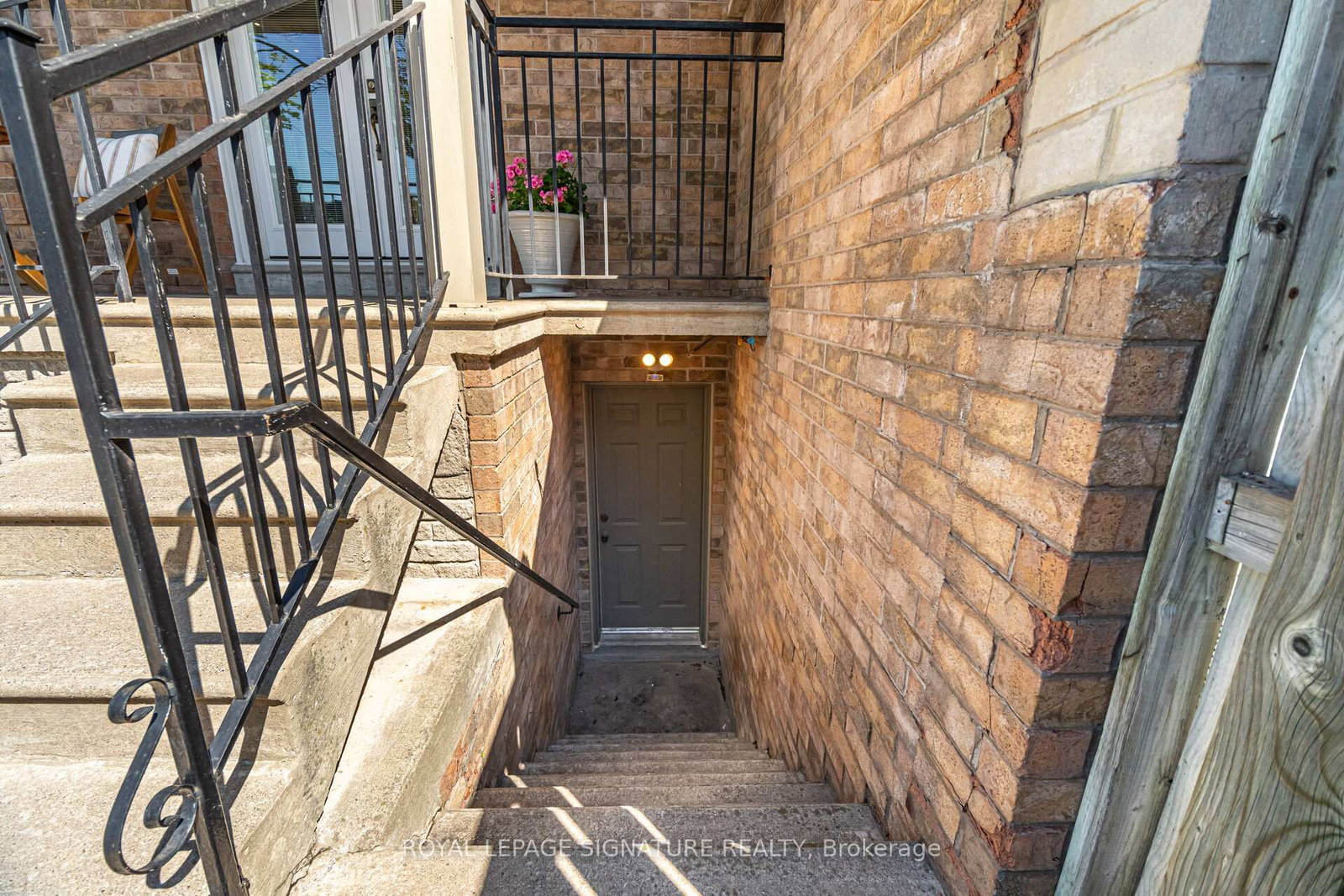 189 Aileen Avenue • Toronto, ON photo 30