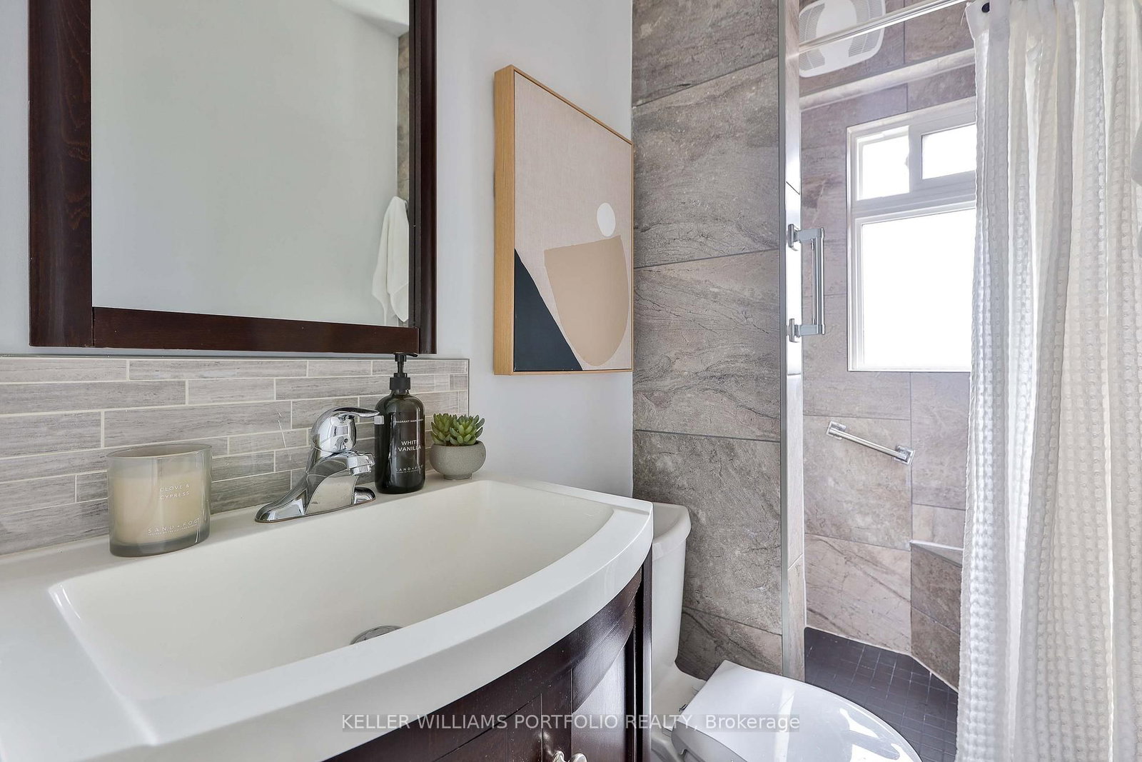 40 Aileen Avenue • Toronto, ON photo 18