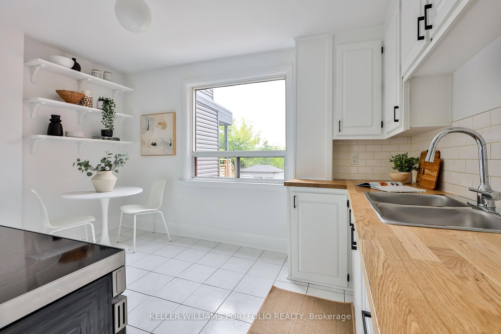 40 Aileen Avenue • Toronto, ON photo 6