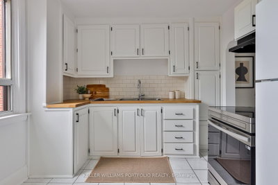 40 Aileen Avenue • Toronto, ON photo 8
