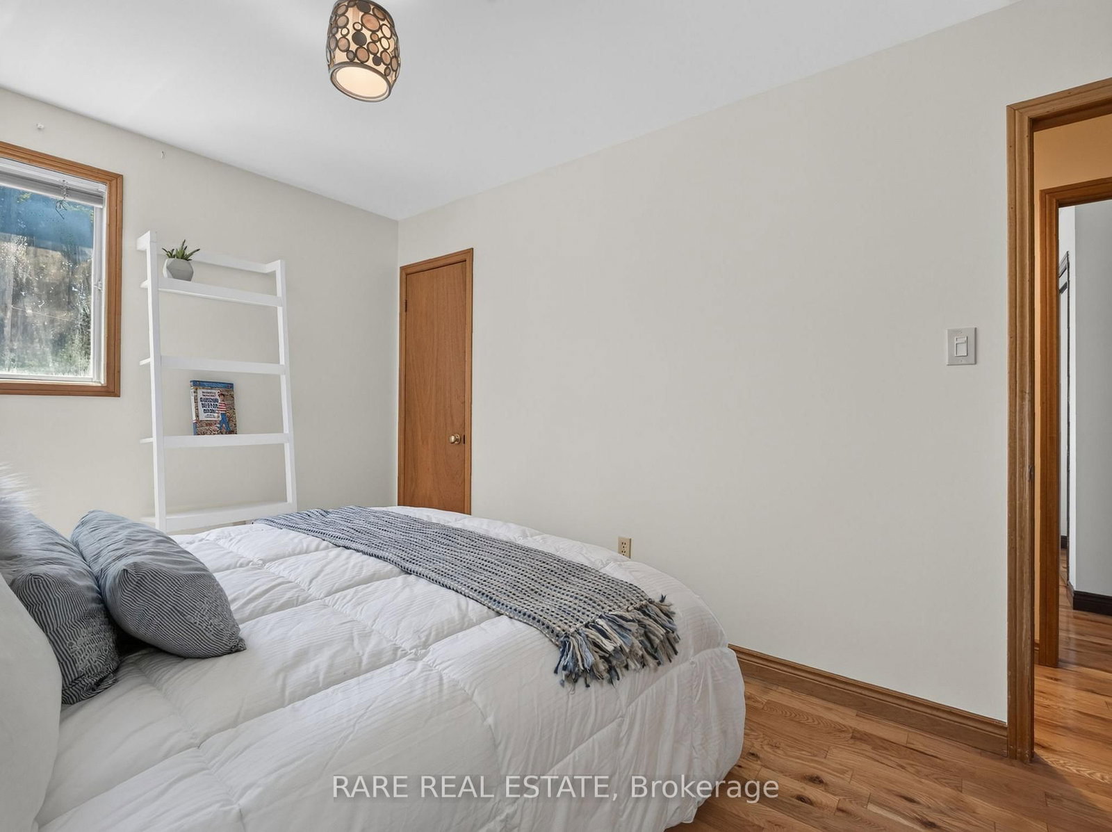 12 Kentroyal Drive • Toronto, ON photo 17