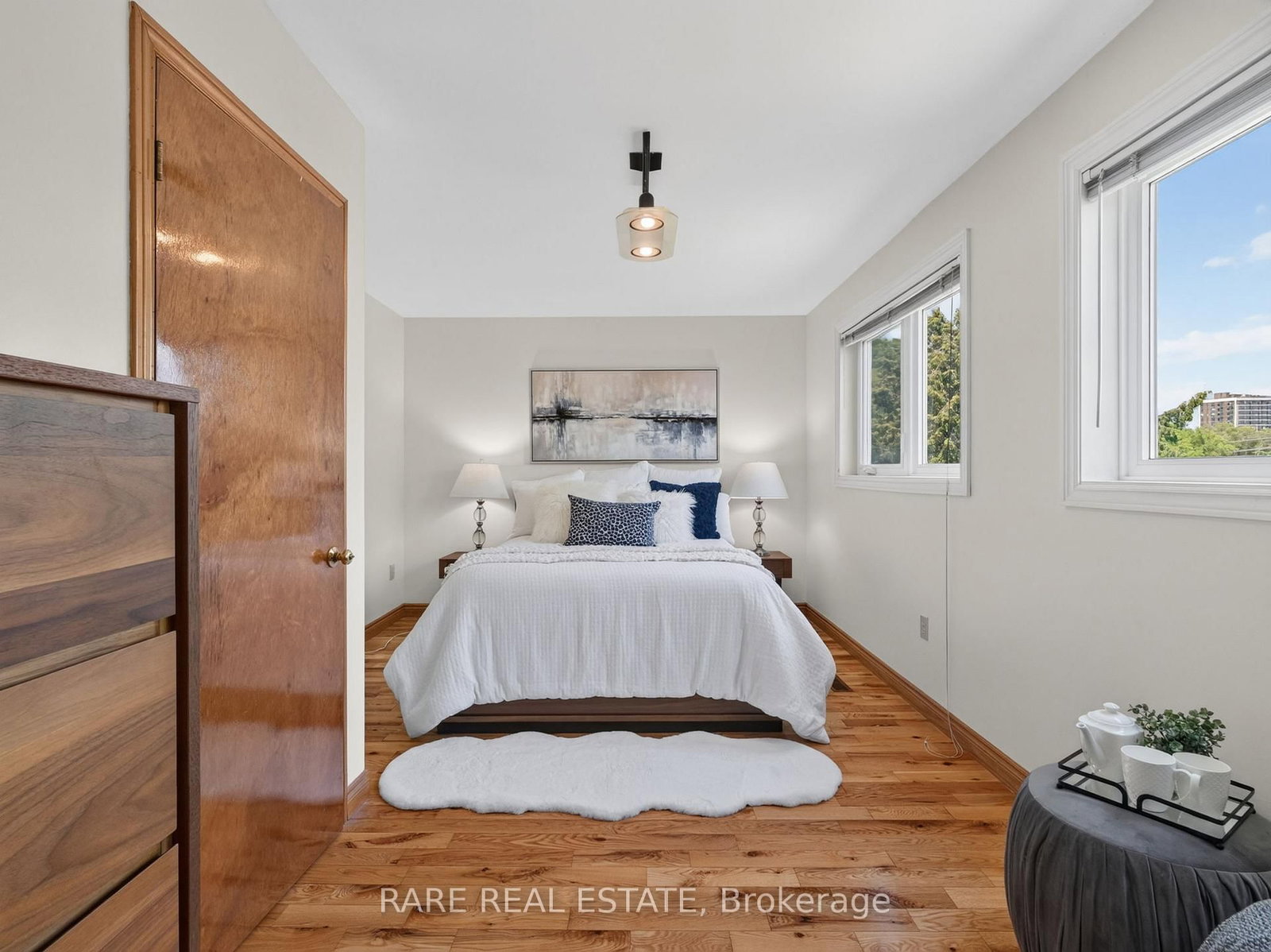 12 Kentroyal Drive • Toronto, ON photo 20