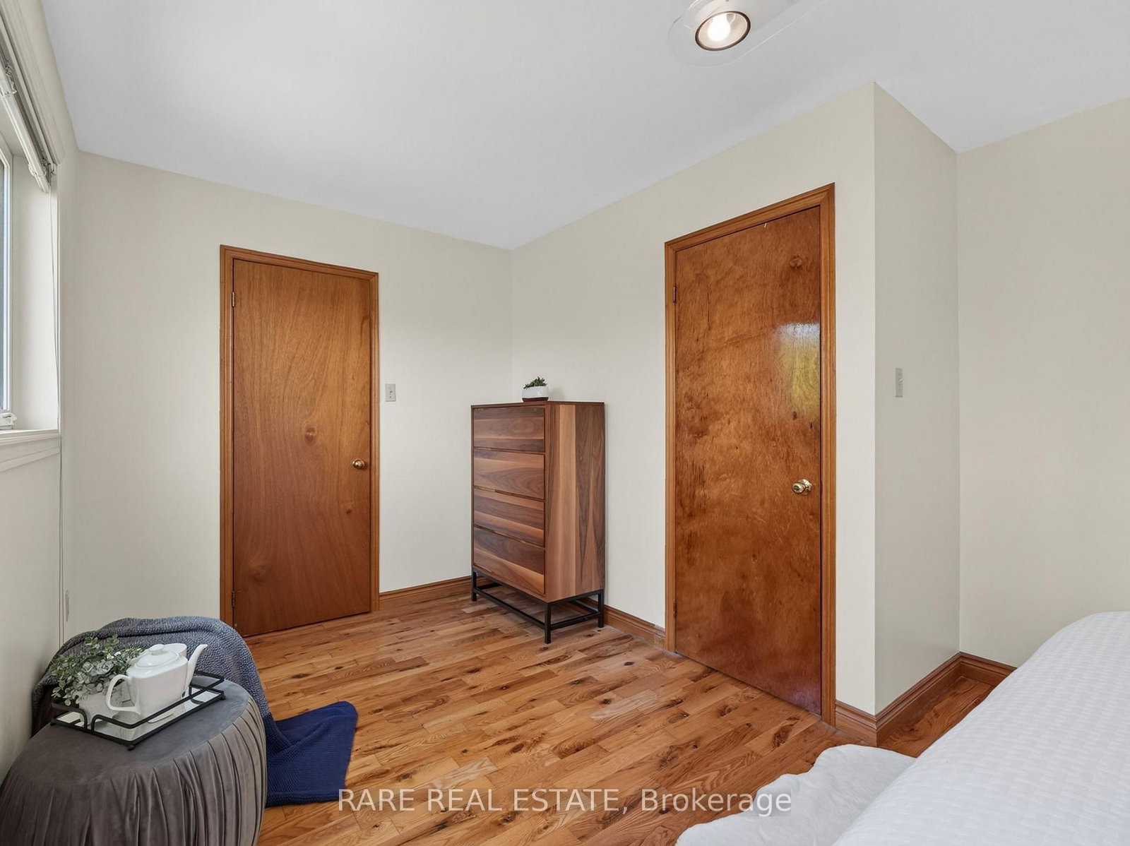 12 Kentroyal Drive • Toronto, ON photo 22