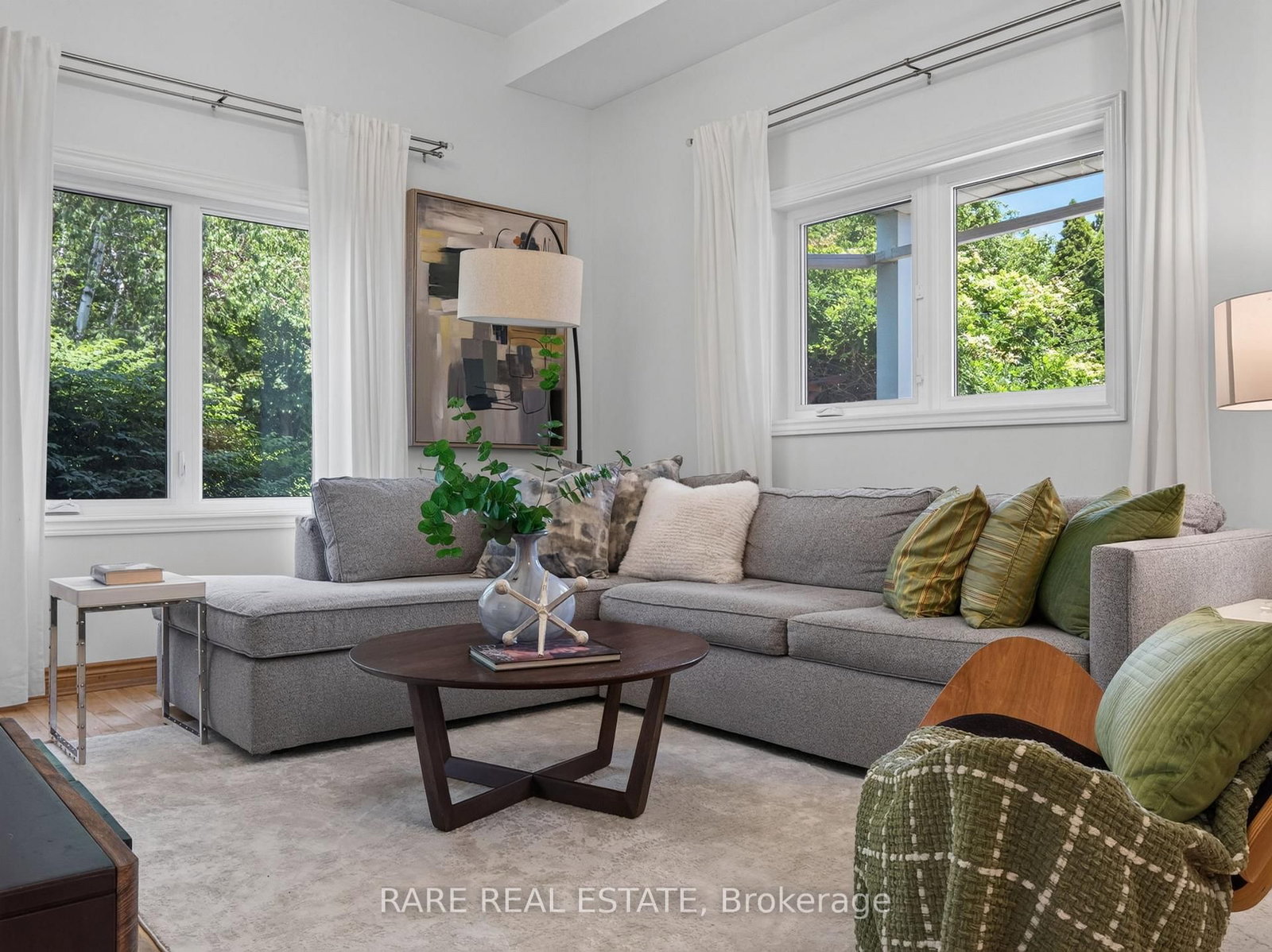 12 Kentroyal Drive • Toronto, ON photo 29