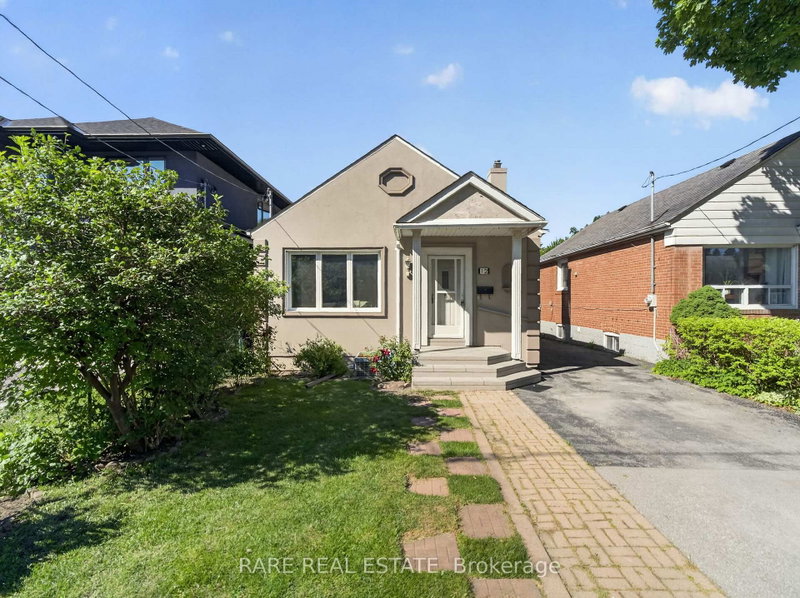 12 Kentroyal Drive