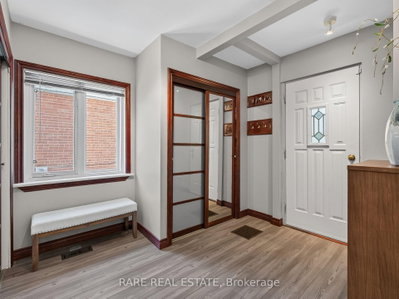 12 Kentroyal Drive • Toronto, ON photo 6