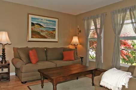 251 O'donoghue Ave, Oakville, L6H3W5 | Image 2