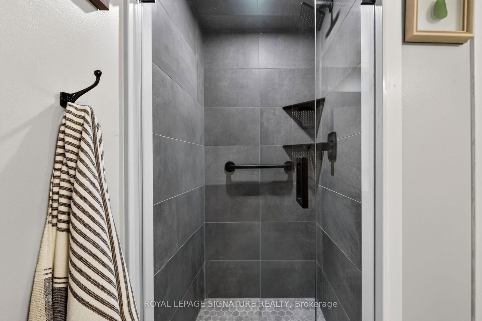 1237 North Shore Boulevard E • #405 • Burlington, ON photo 8