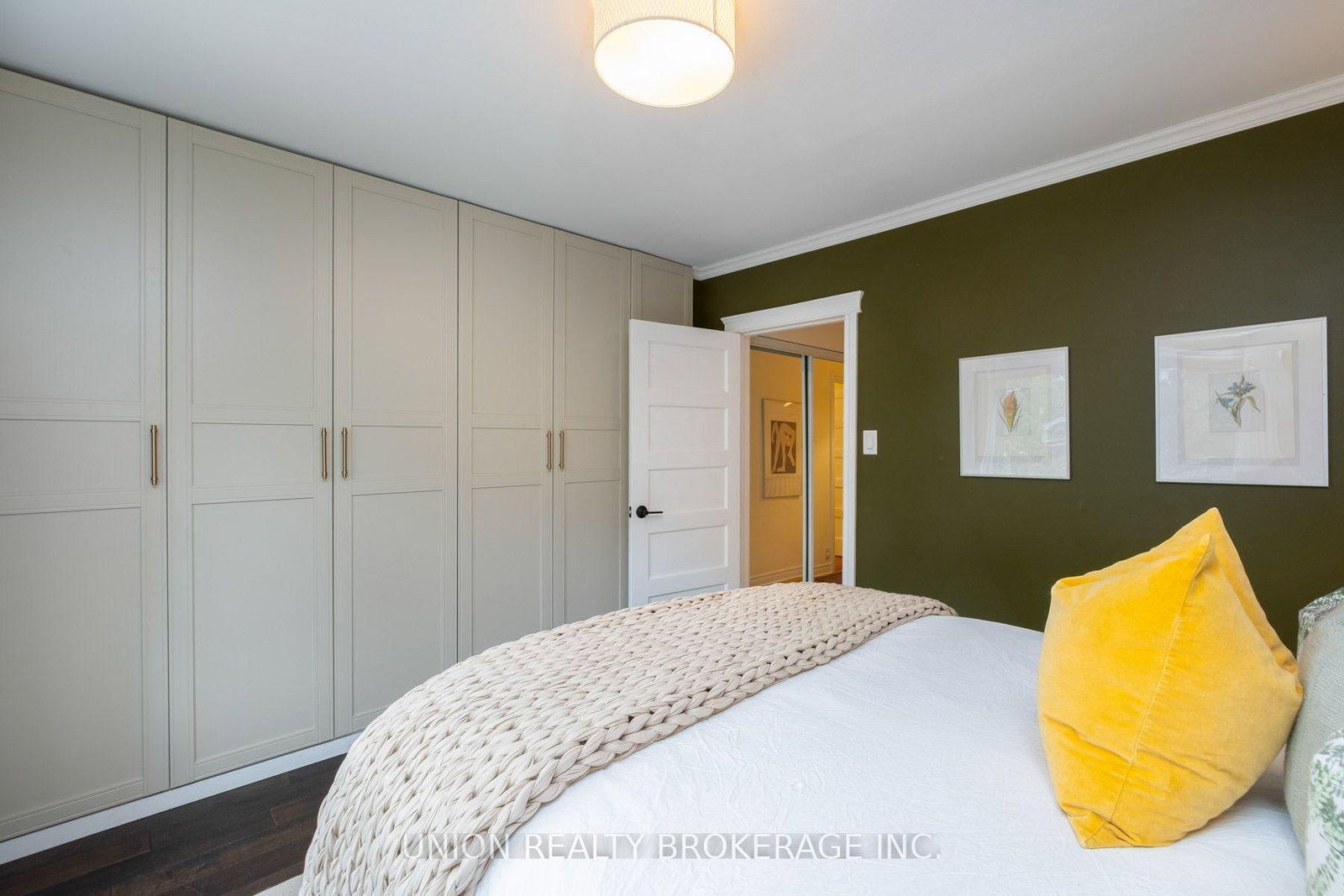 41 Turnberry Avenue • Toronto, ON photo 13