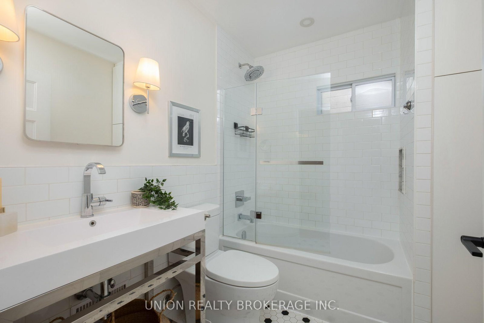 41 Turnberry Avenue • Toronto, ON photo 17