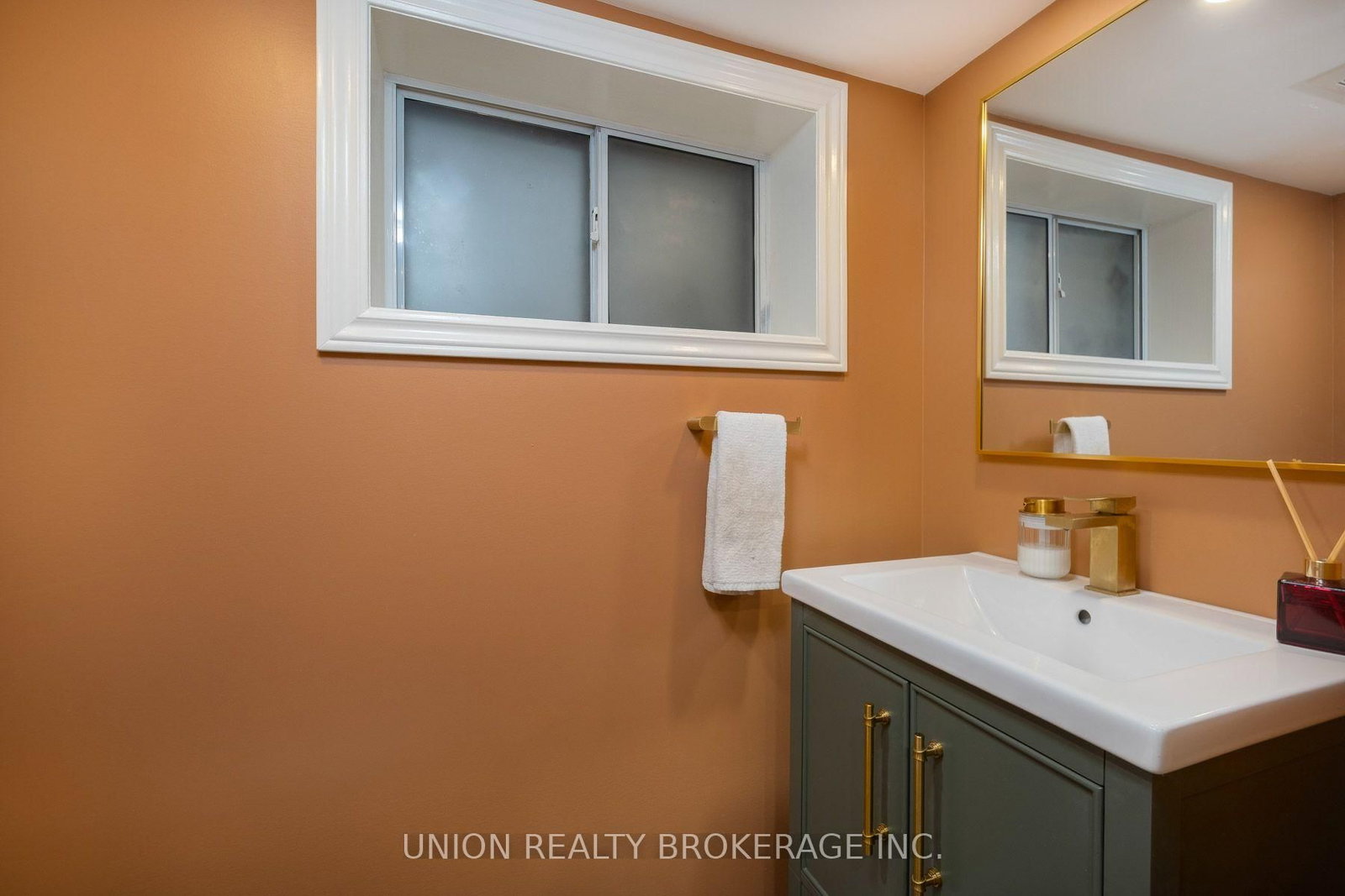 41 Turnberry Avenue • Toronto, ON photo 22