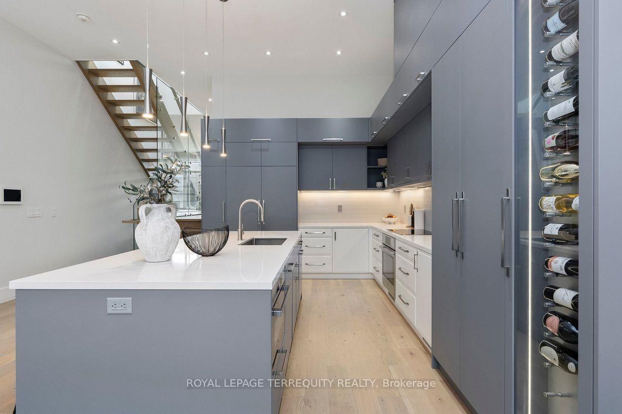 30B Thorndale Avenue • Toronto, ON photo 16