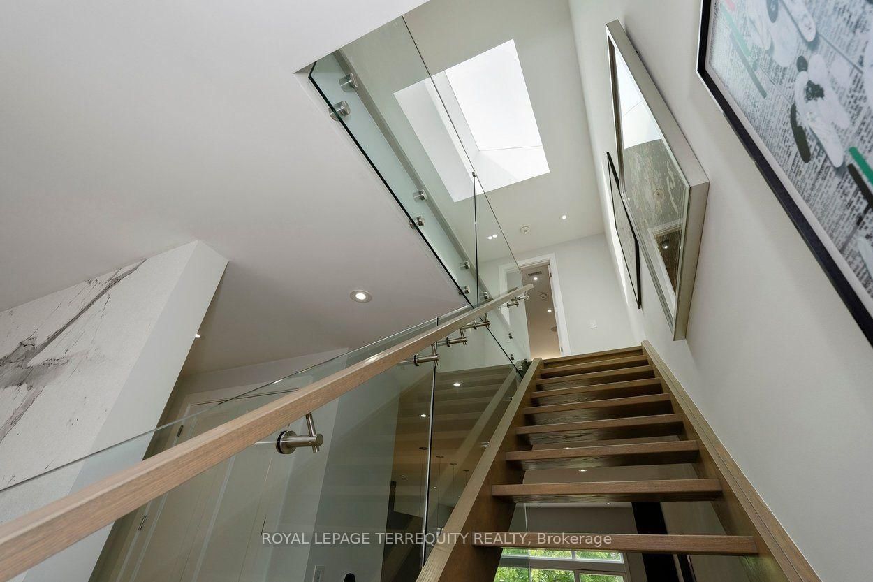 30B Thorndale Avenue • Toronto, ON photo 22