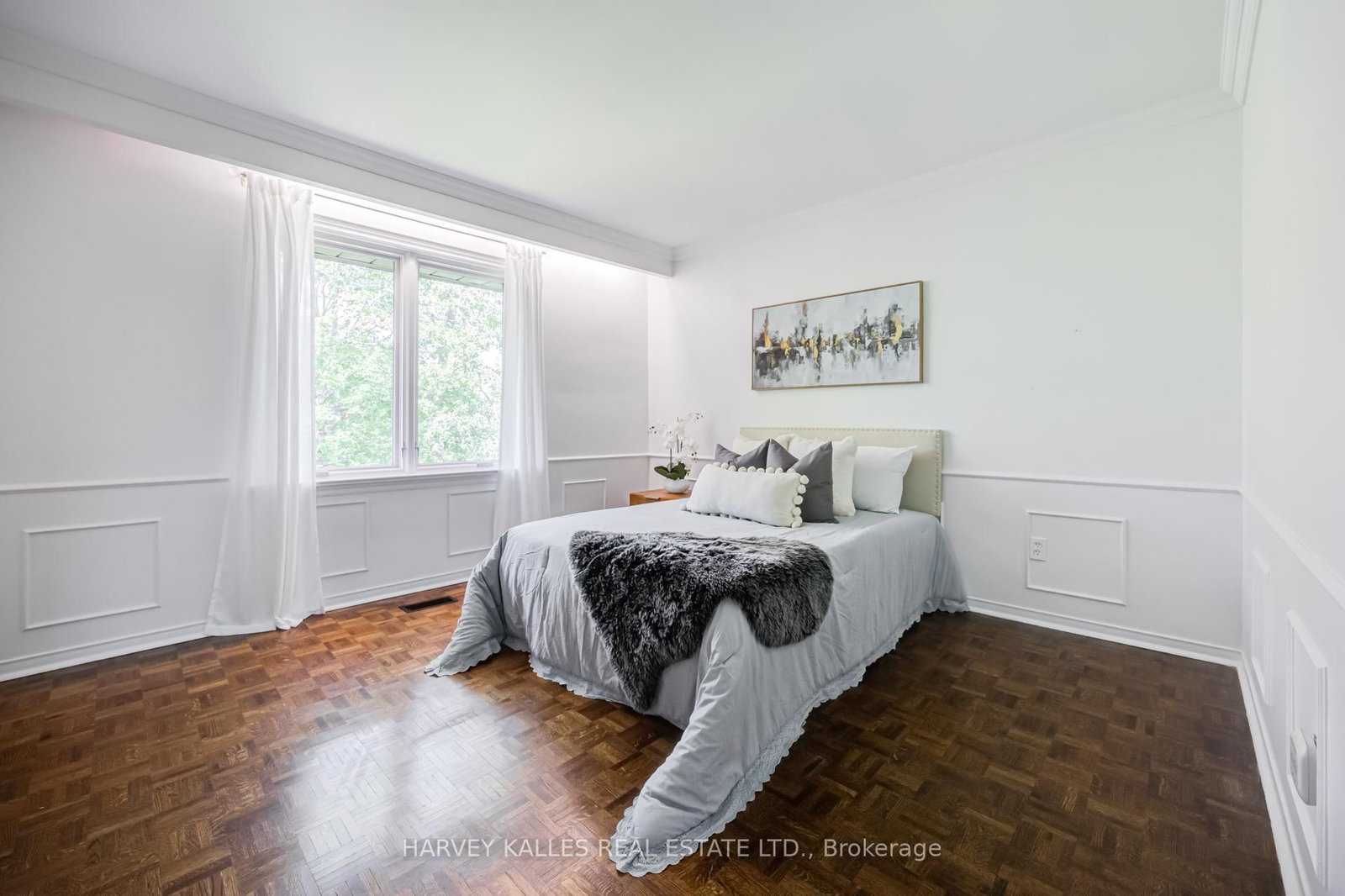19 Ridgegate Crescent • Toronto, ON photo 29