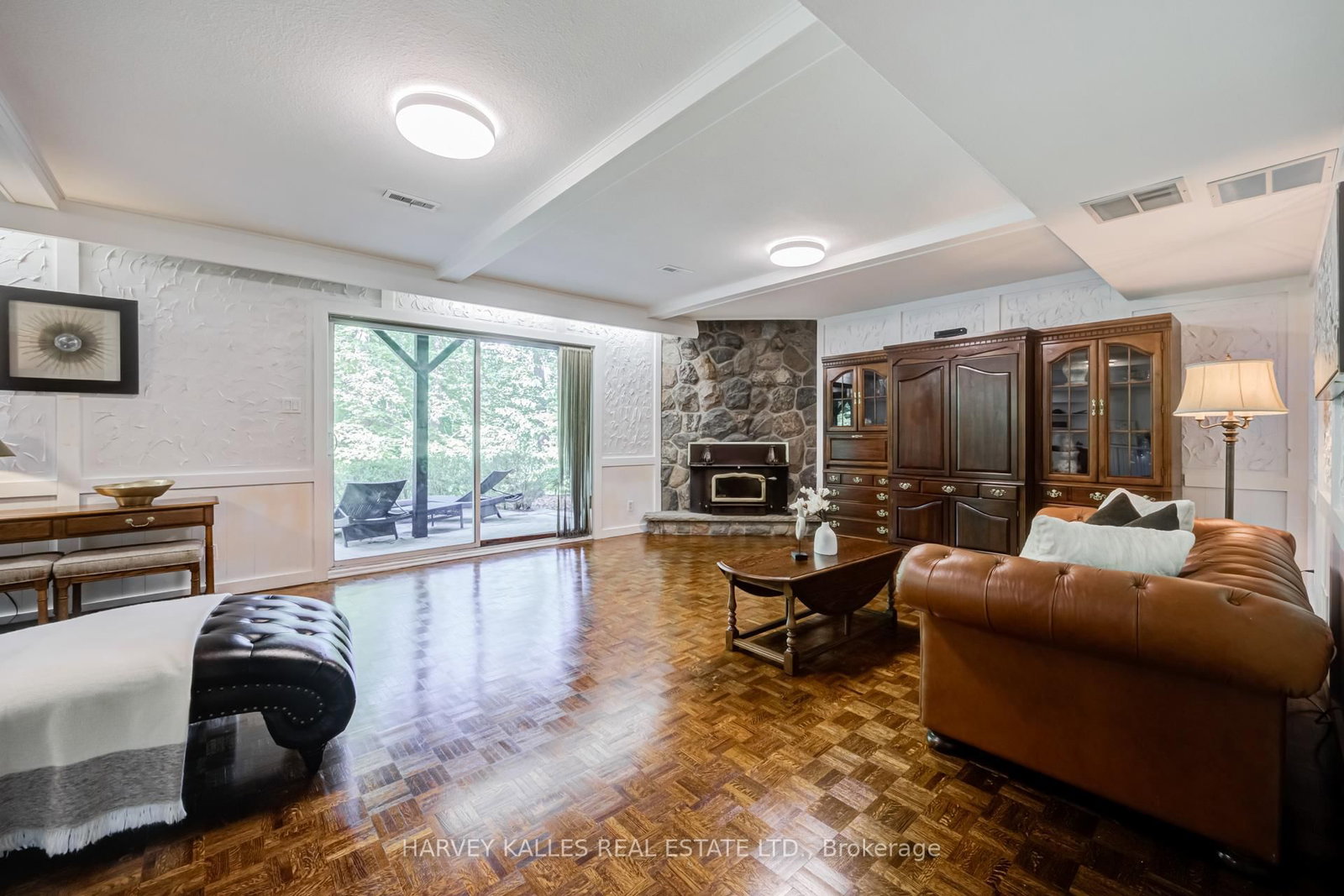 19 Ridgegate Crescent • Toronto, ON photo 32