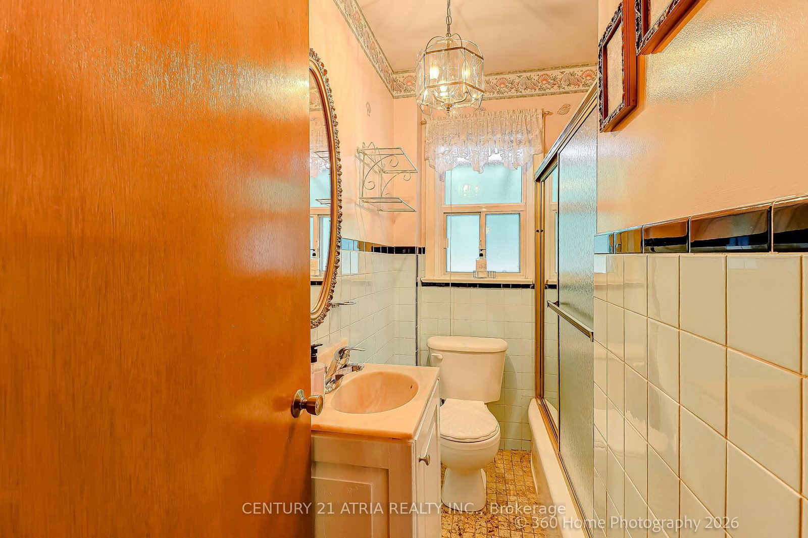 23 Tumpane Street • Toronto, ON photo 11