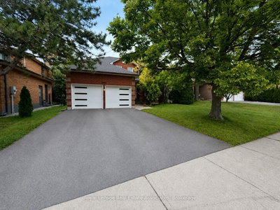 2551 Wynten Oakville,ON L6J 7K5 — Photo 2