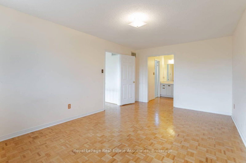 2551 Wynten Oakville,ON L6J 7K5 — Photo 24