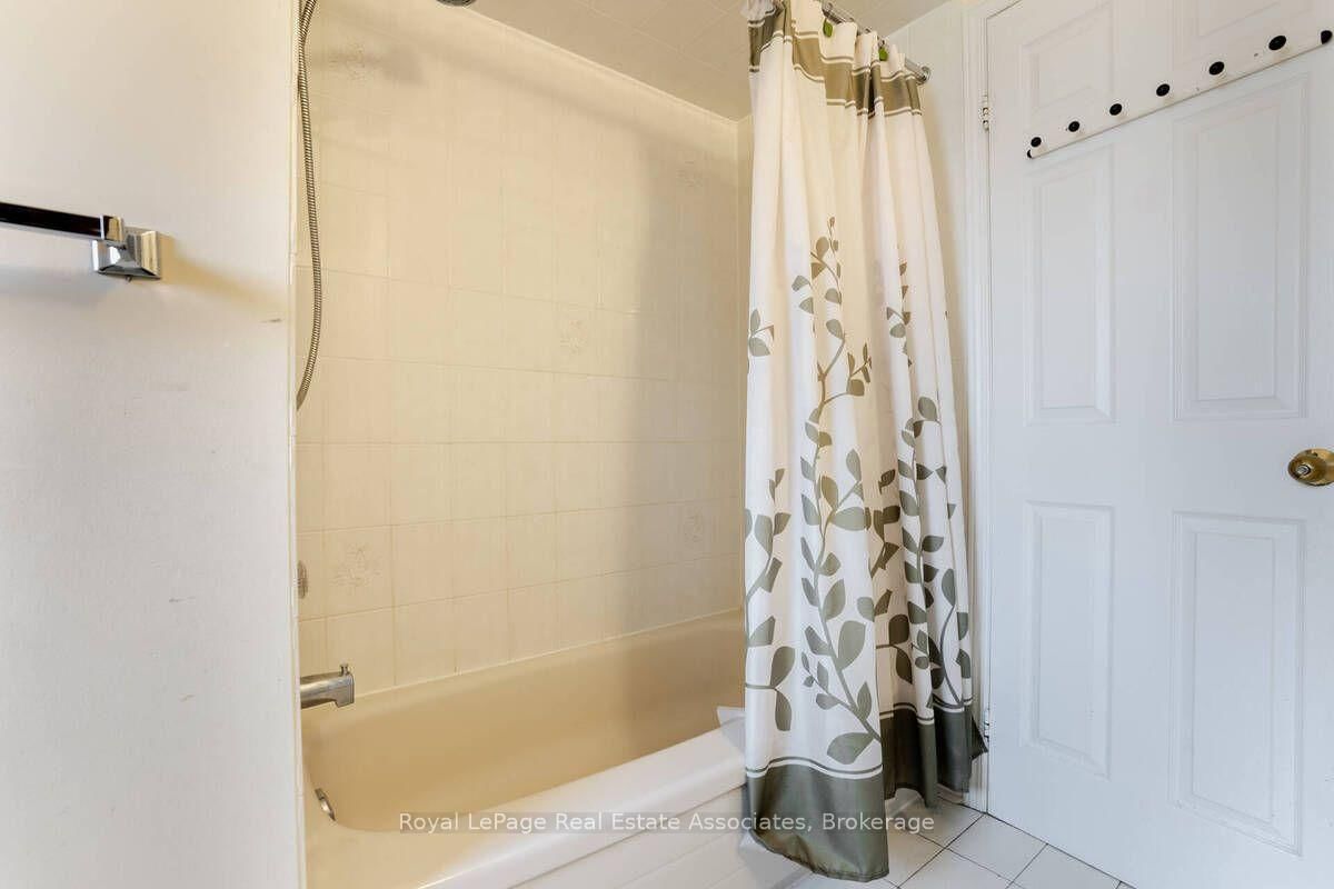 2551 Wynten Oakville,ON L6J 7K5 — Photo 32