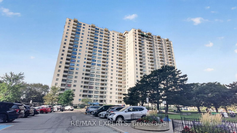 1703 - 390 Dixon Road