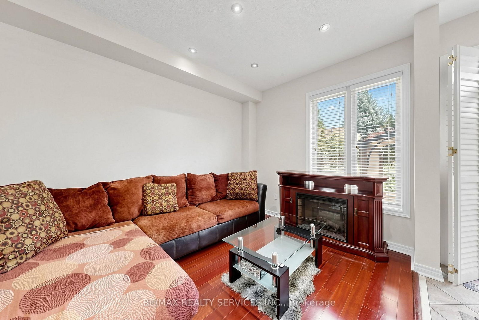 50 Rocky Point Crescent • Brampton, ON photo 16