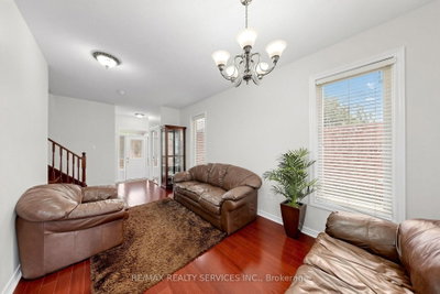 50 Rocky Point Crescent • Brampton, ON photo 9