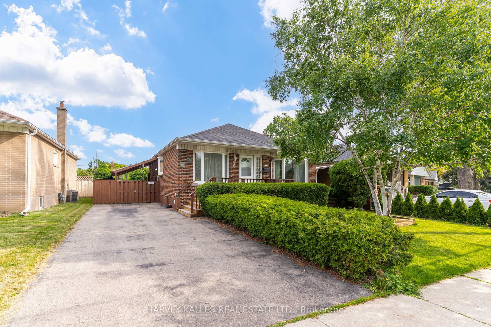 9 Sealcove Drive • Toronto, ON photo 1