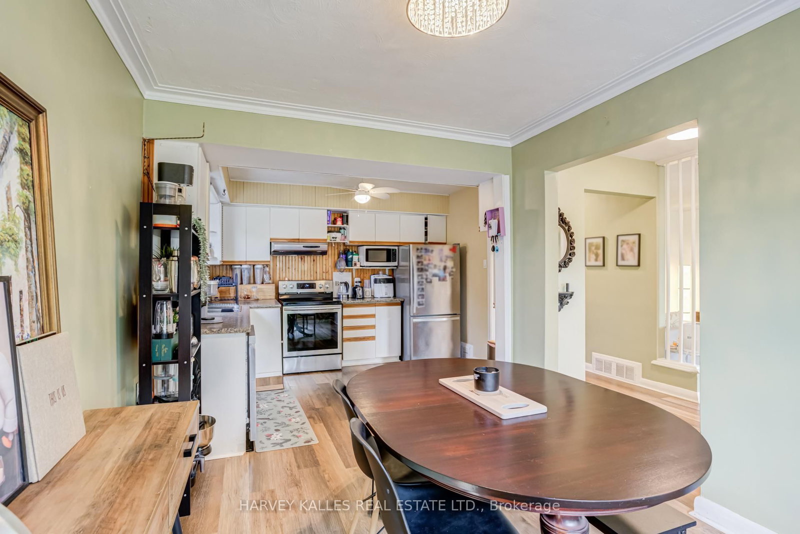 9 Sealcove Drive • Toronto, ON photo 13