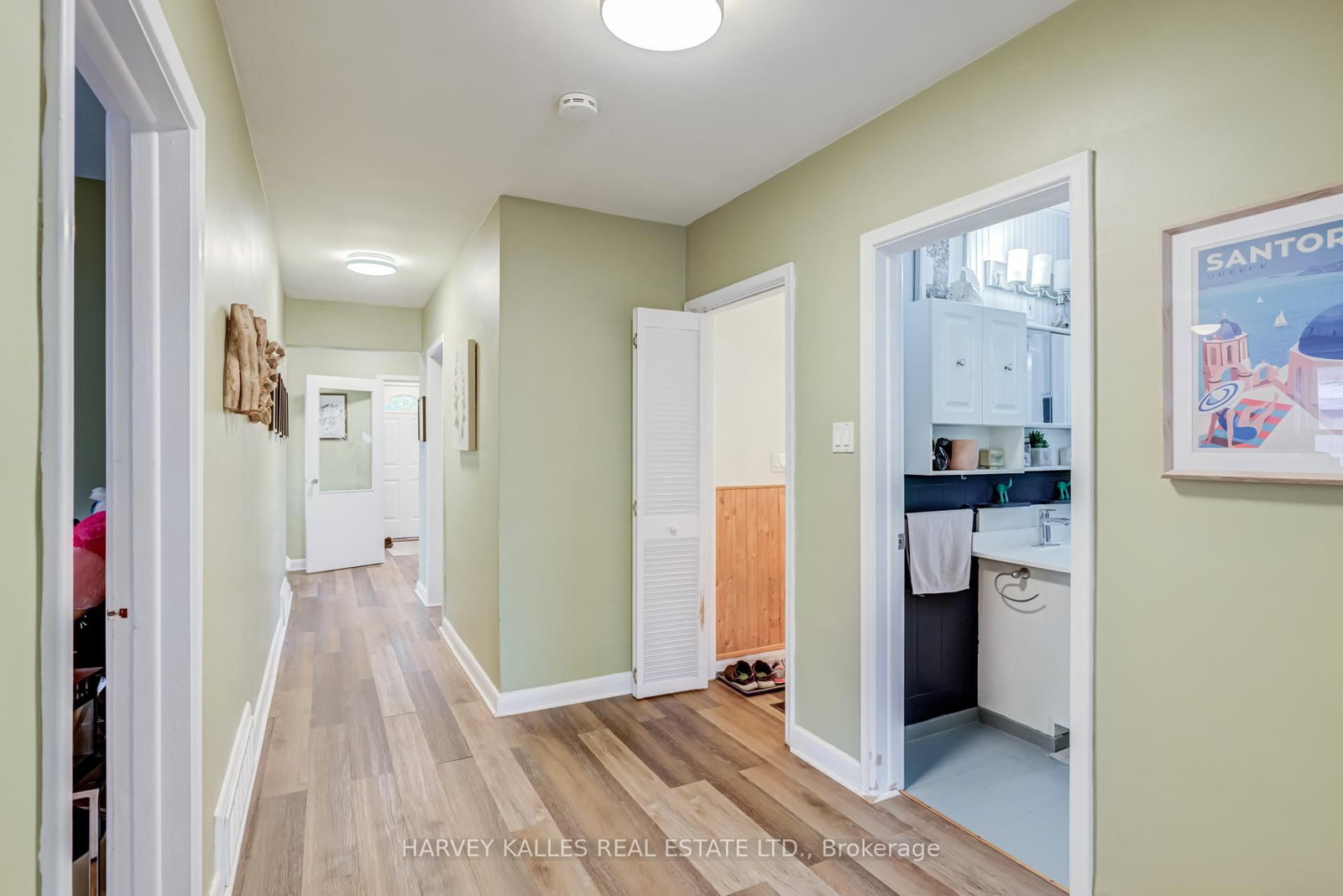 9 Sealcove Drive • Toronto, ON photo 15