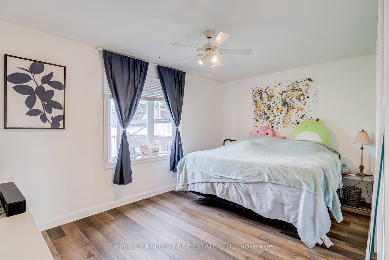 9 Sealcove Drive • Toronto, ON photo 16