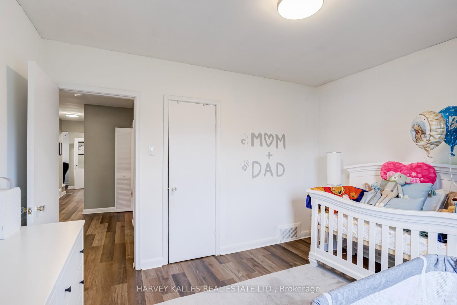 9 Sealcove Drive • Toronto, ON photo 19