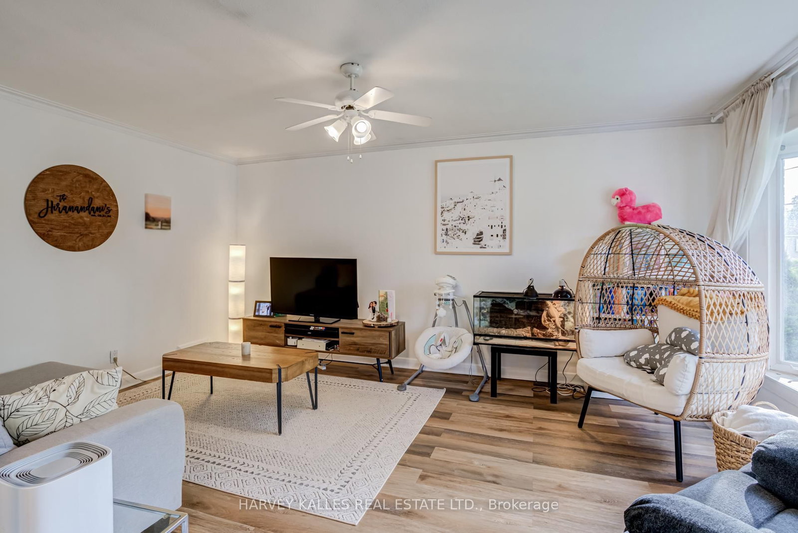 9 Sealcove Drive • Toronto, ON photo 8