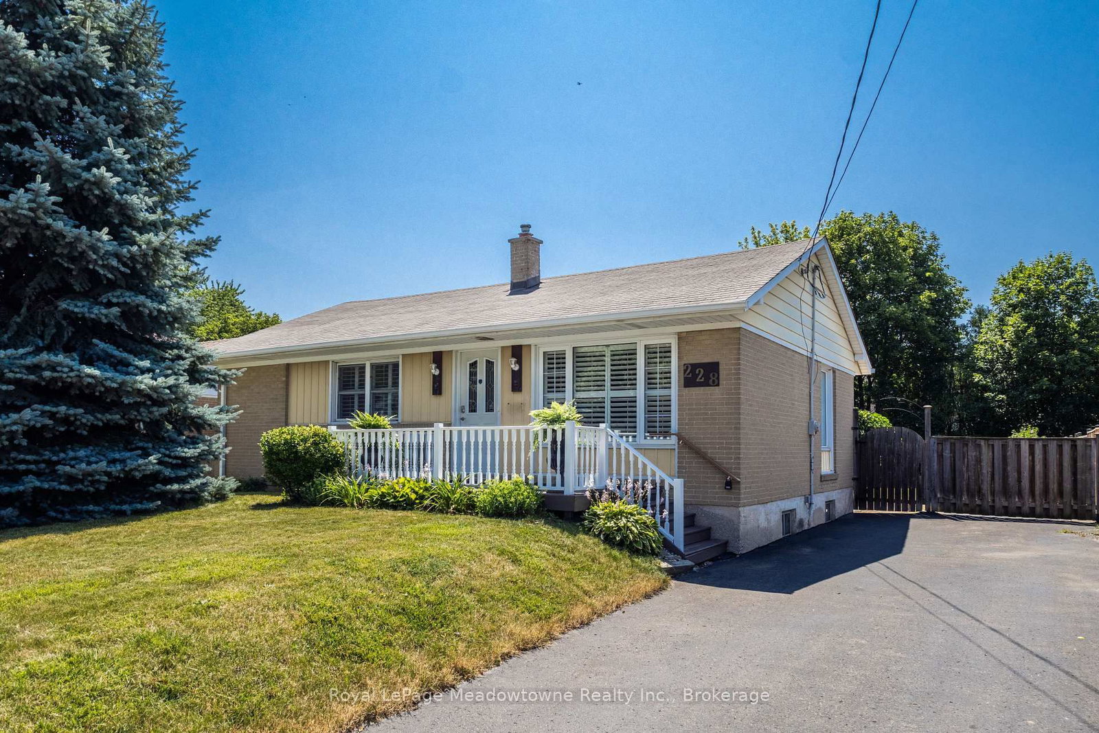 228 Bell Street • Milton, ON photo 3