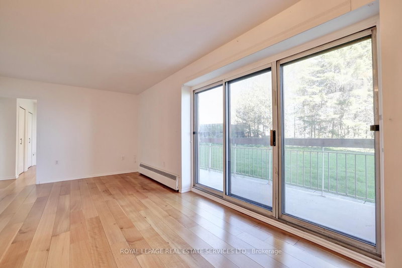 41 Lake Shore Toronto,ON M8V 1Z3 — Photo 12
