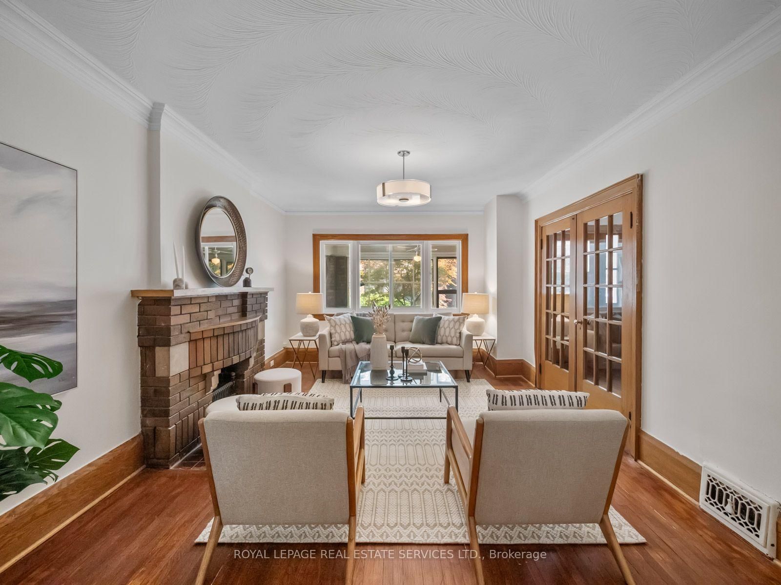 554 Runnymede Road • Toronto, ON photo 11