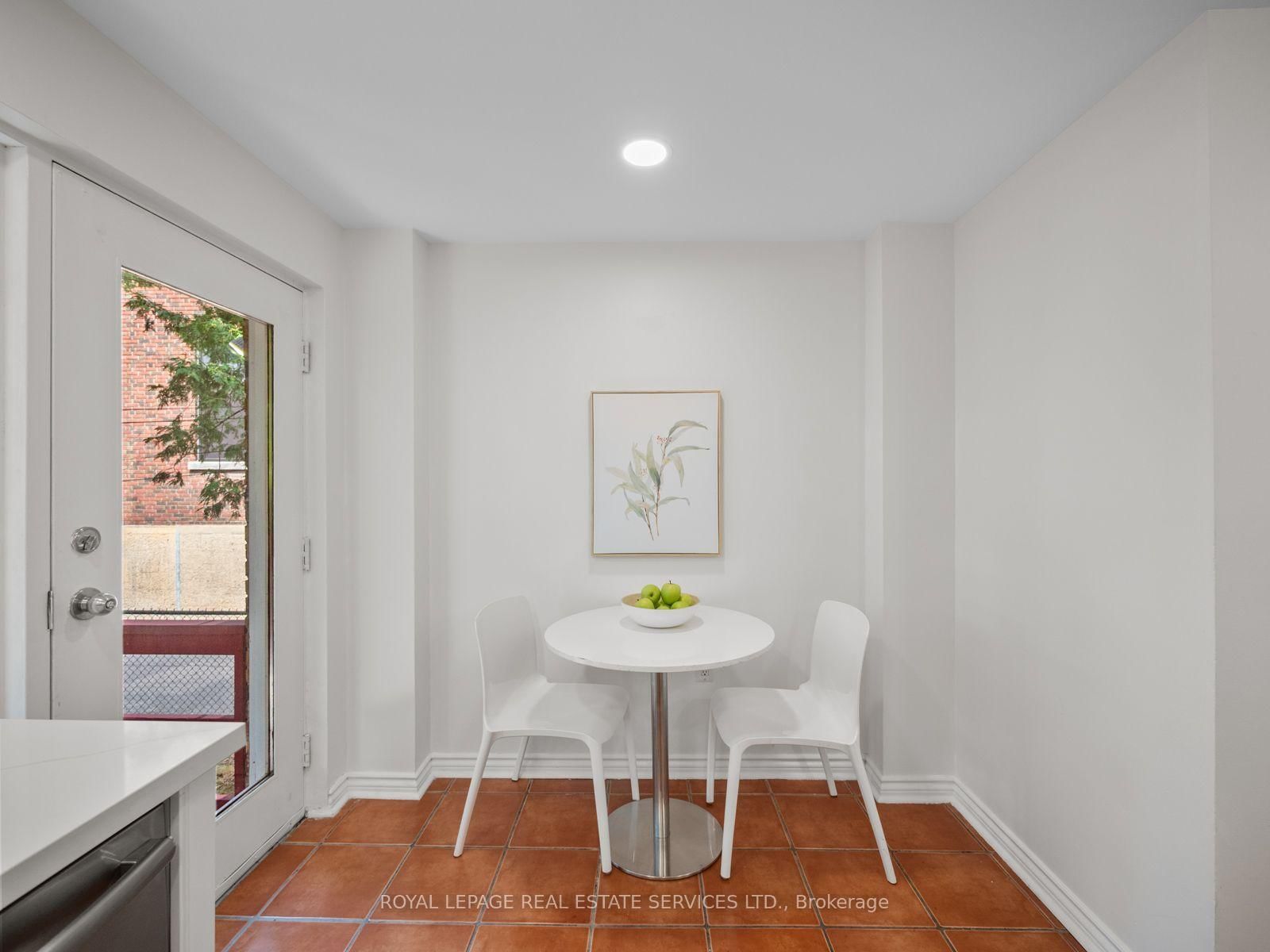 554 Runnymede Road • Toronto, ON photo 18