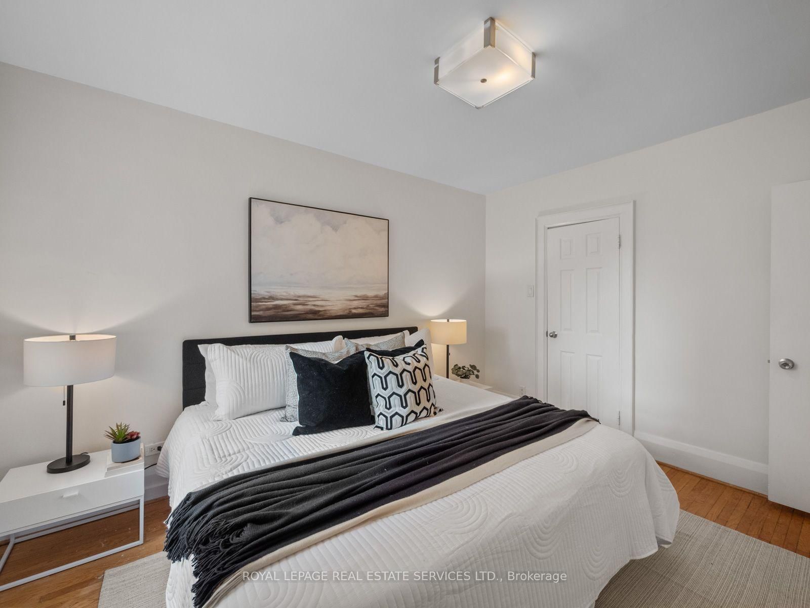 554 Runnymede Road • Toronto, ON photo 23