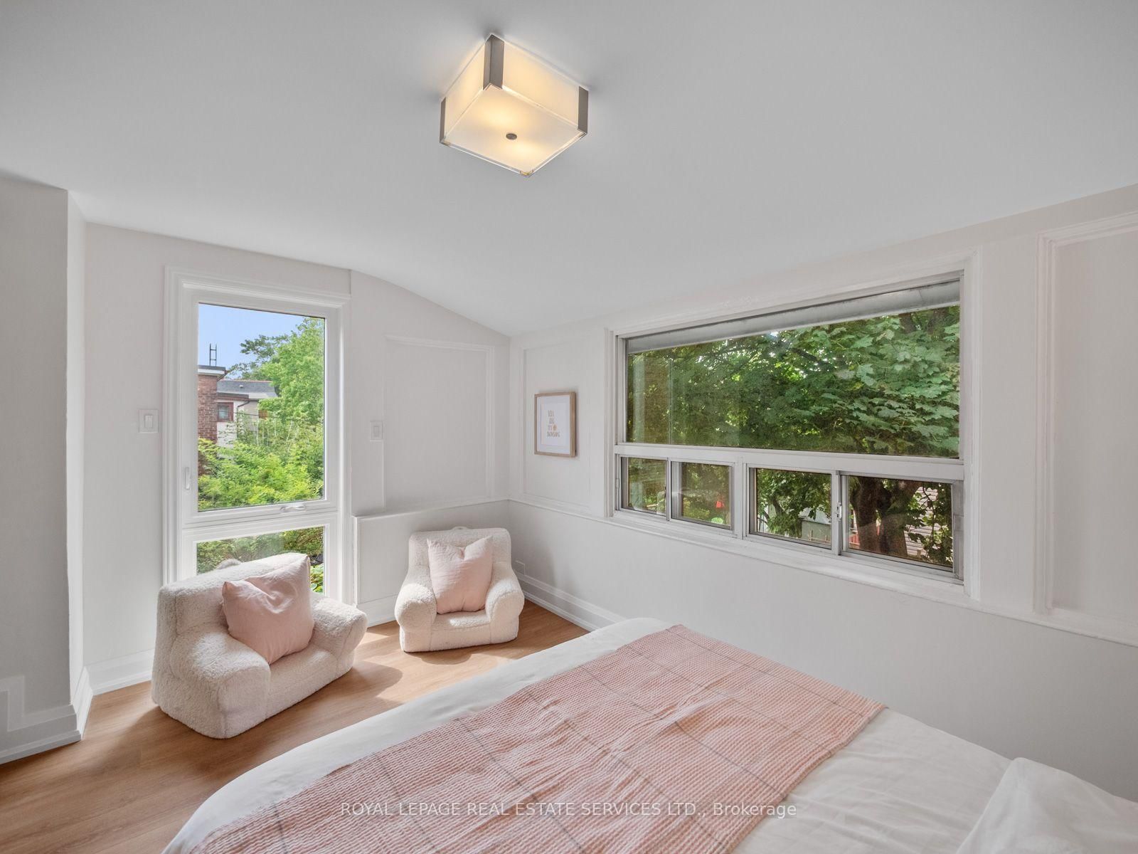 554 Runnymede Road • Toronto, ON photo 27