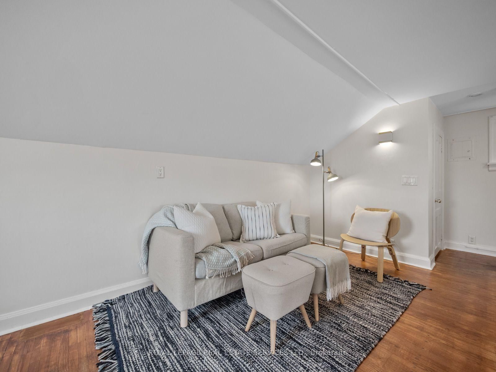 554 Runnymede Road • Toronto, ON photo 35