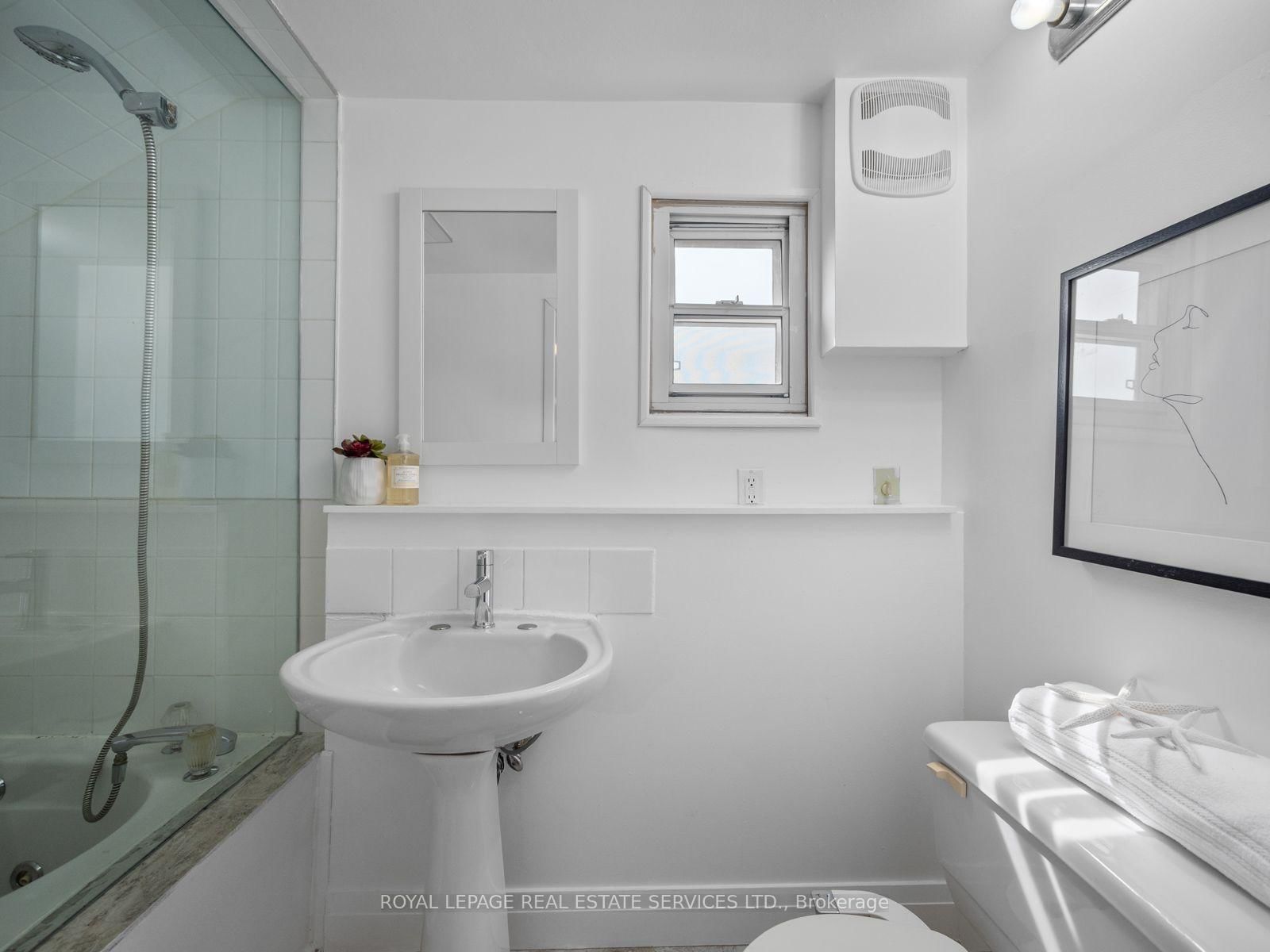 554 Runnymede Road • Toronto, ON photo 38