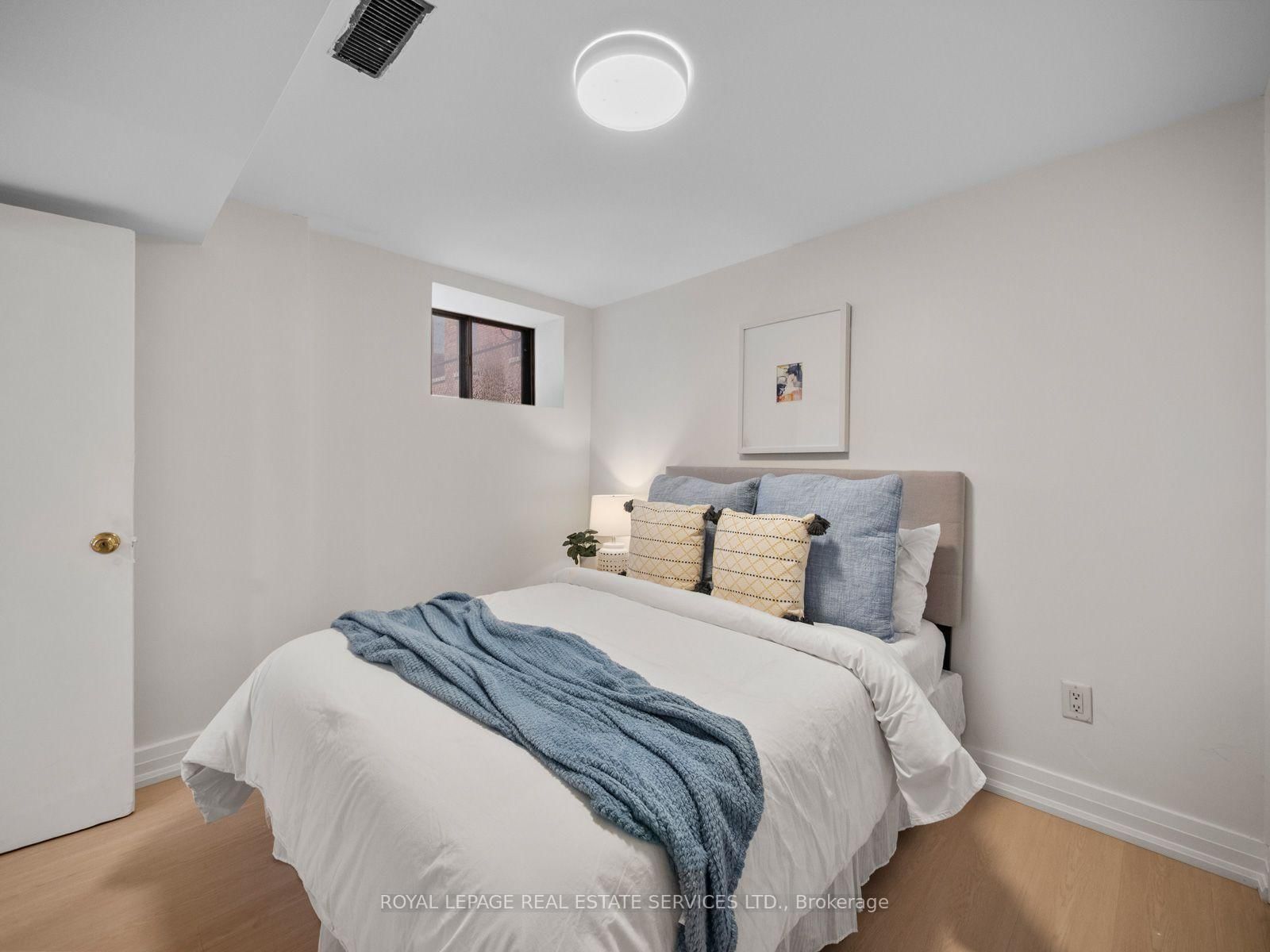 554 Runnymede Road • Toronto, ON photo 44