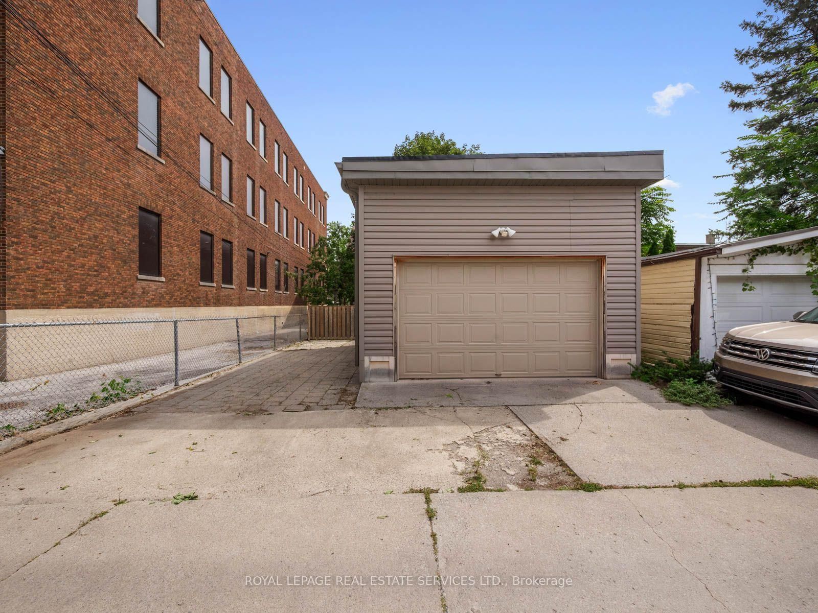 554 Runnymede Road • Toronto, ON photo 49