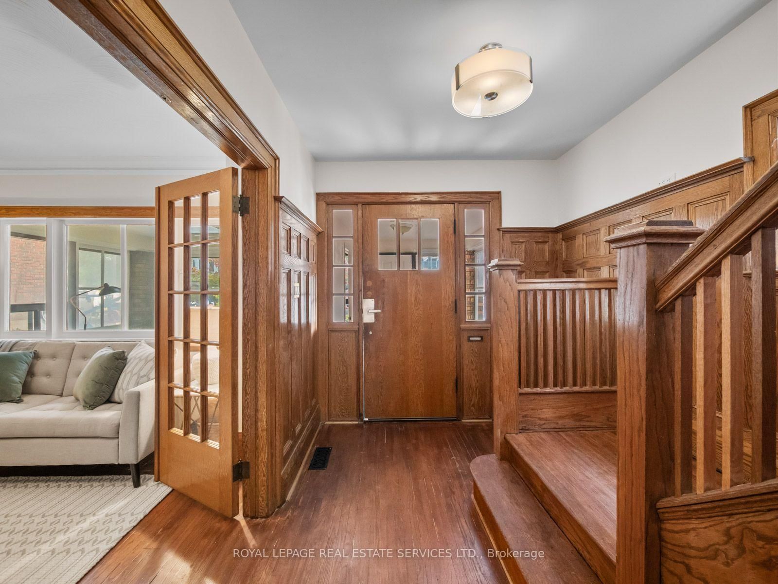 554 Runnymede Road • Toronto, ON photo 6