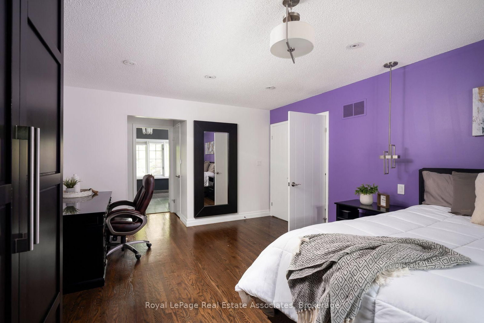 1349 Birchwood Heights Drive • Mississauga, ON photo 28
