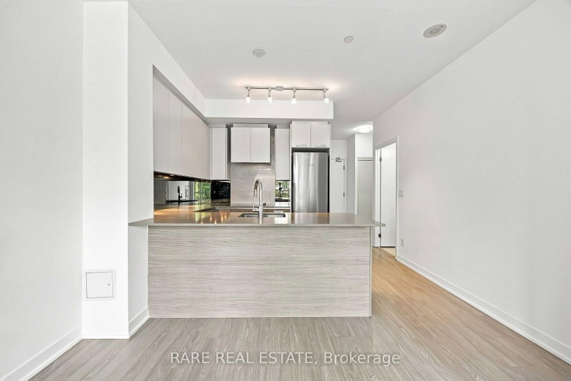 206 - 1830 Bloor Street W