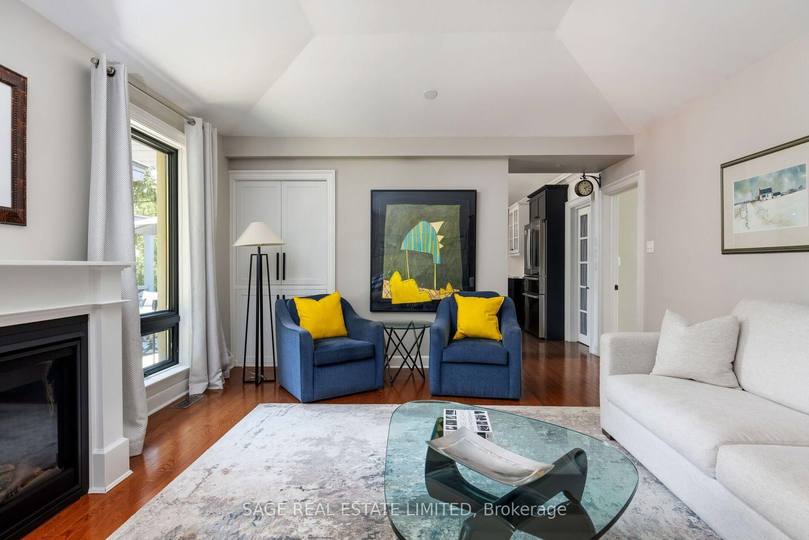 5 Blair Athol Crescent • Toronto, ON photo 9