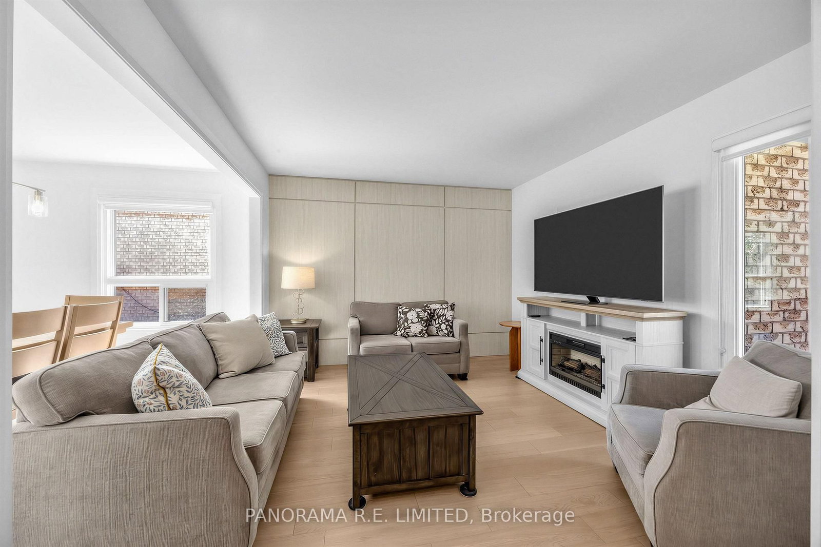 291 Glenn Hawthorne Boulevard • Mississauga, ON photo 5