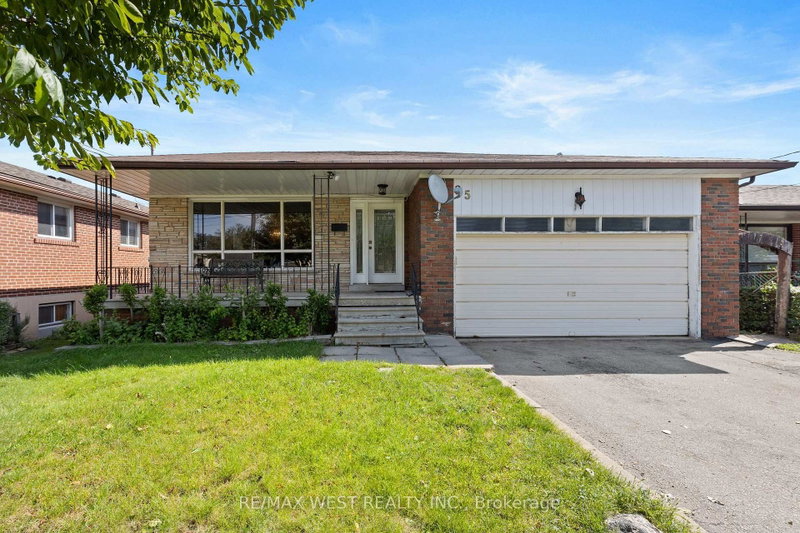 25 Apted Avenue