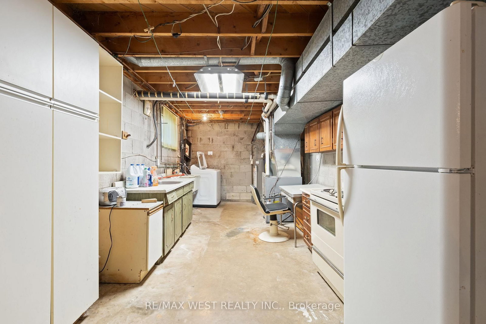 25 Apted Avenue • Toronto, ON photo 25